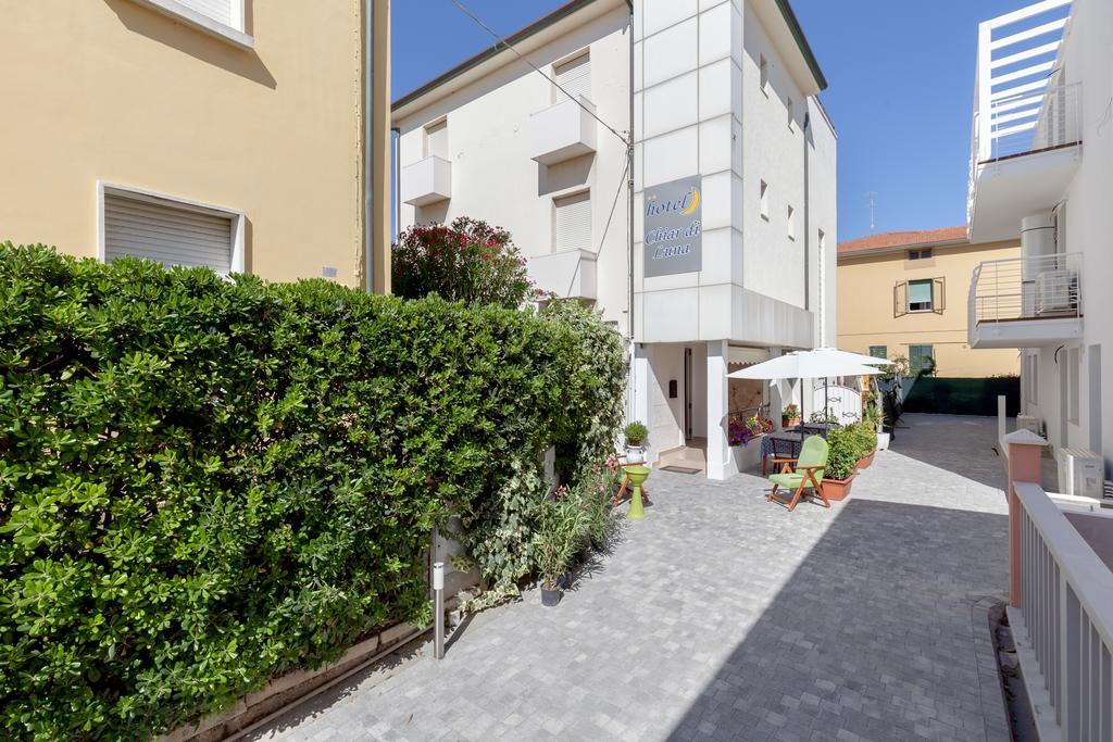 Hotel Chiar Di Luna Senigallia Exteriör bild